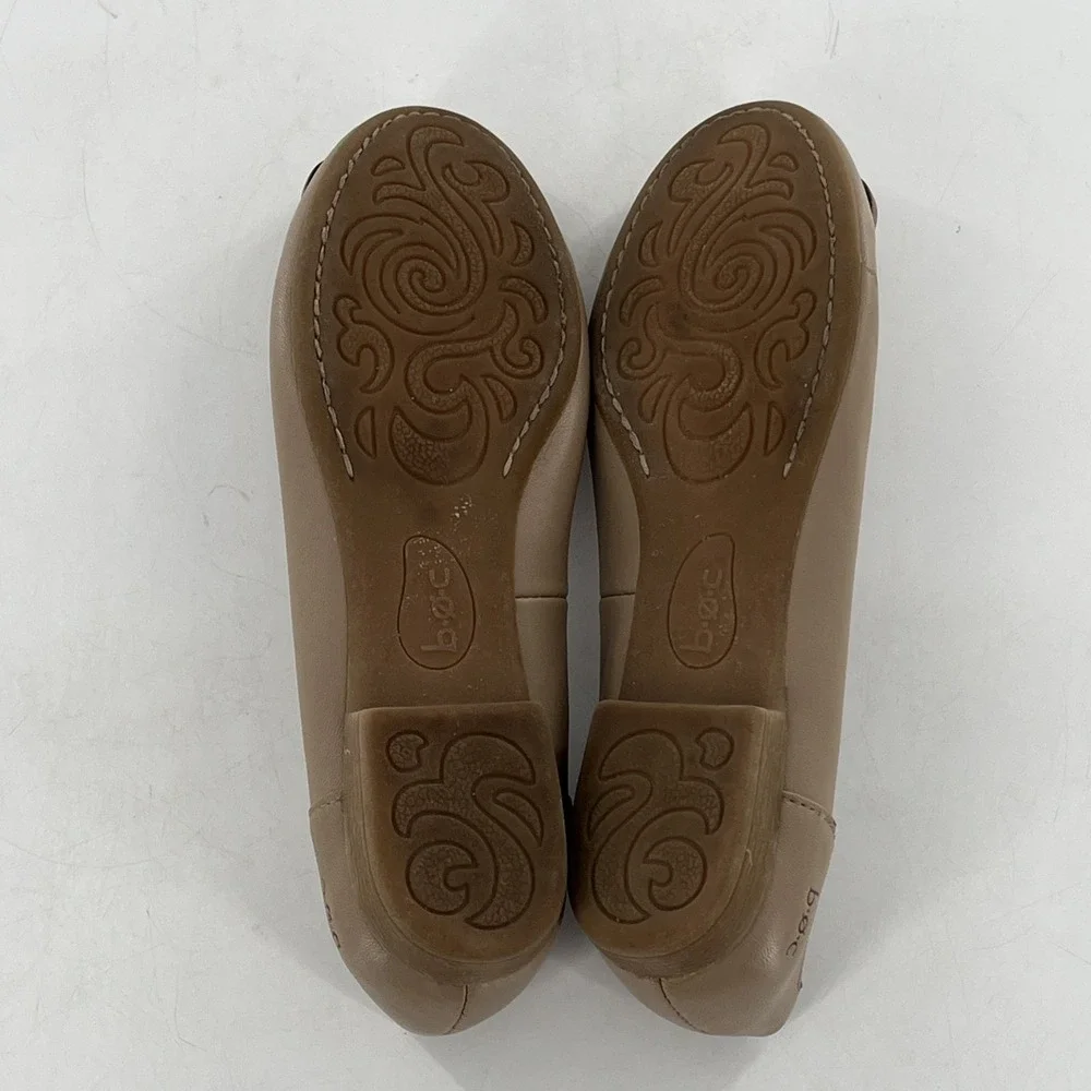 Born Concepts BOC Ballet Flats Womens 7 M Leather Nude‎ Beige Tan 3D Flower